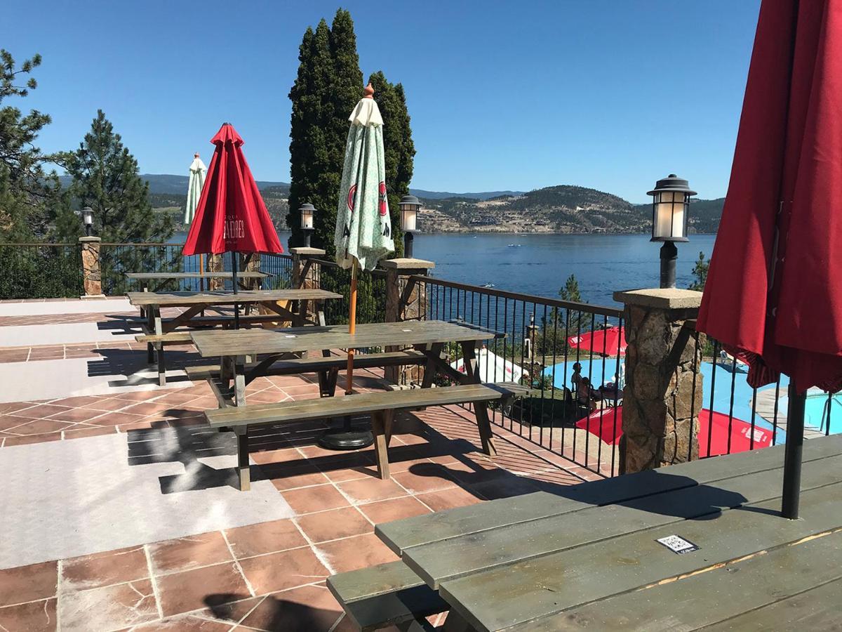 Cozystay Signature Lake Okanagan Resort Kelowna Eksteriør billede