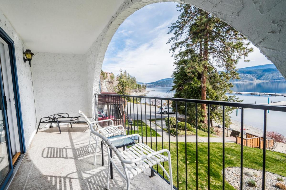 Cozystay Signature Lake Okanagan Resort Kelowna Eksteriør billede